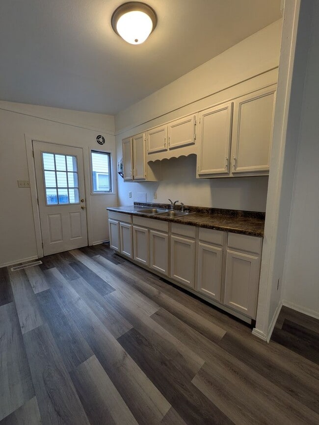 property at 3320 E 176th St