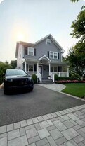 42 Franklin Ave in Glen Cove, NY - Building Photo