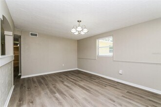 7113 63rd St N in Pinellas Park, FL - Building Photo - Building Photo