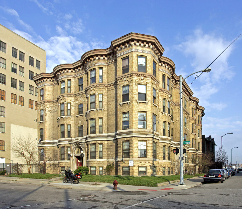 Ansonia Apartments in Detroit, MI - Building Photo