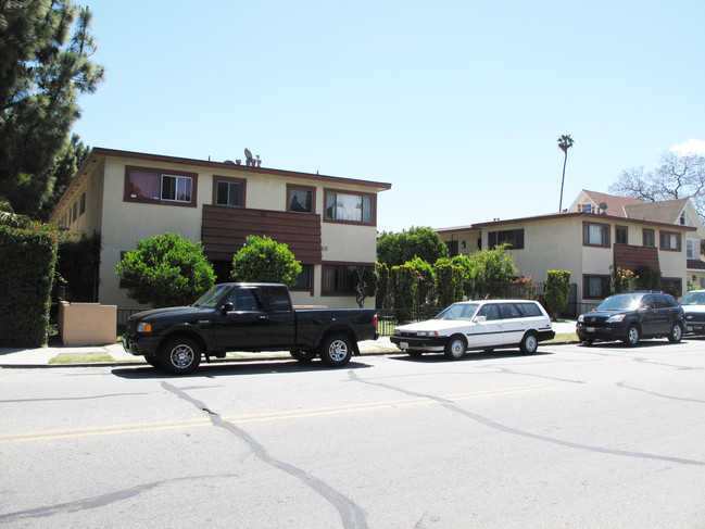 510-518 S Acacia Ave in Compton, CA - Building Photo - Building Photo