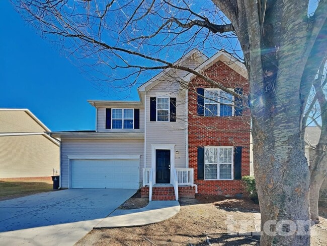 1377 Still Point Ct in Winston-Salem, NC - Foto de edificio - Building Photo