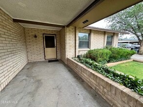 815 Del Mar Dr in El Paso, TX - Building Photo - Building Photo