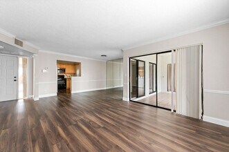 3757 Cocoplum Cir in Coconut Creek, FL - Foto de edificio - Building Photo