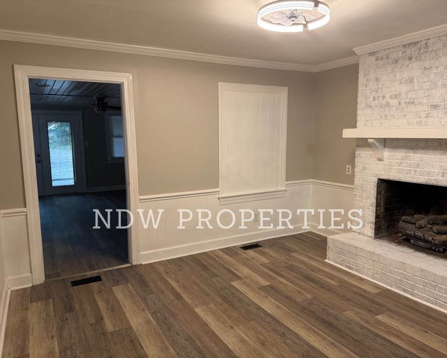 property at 3408 Greenbriar Dr