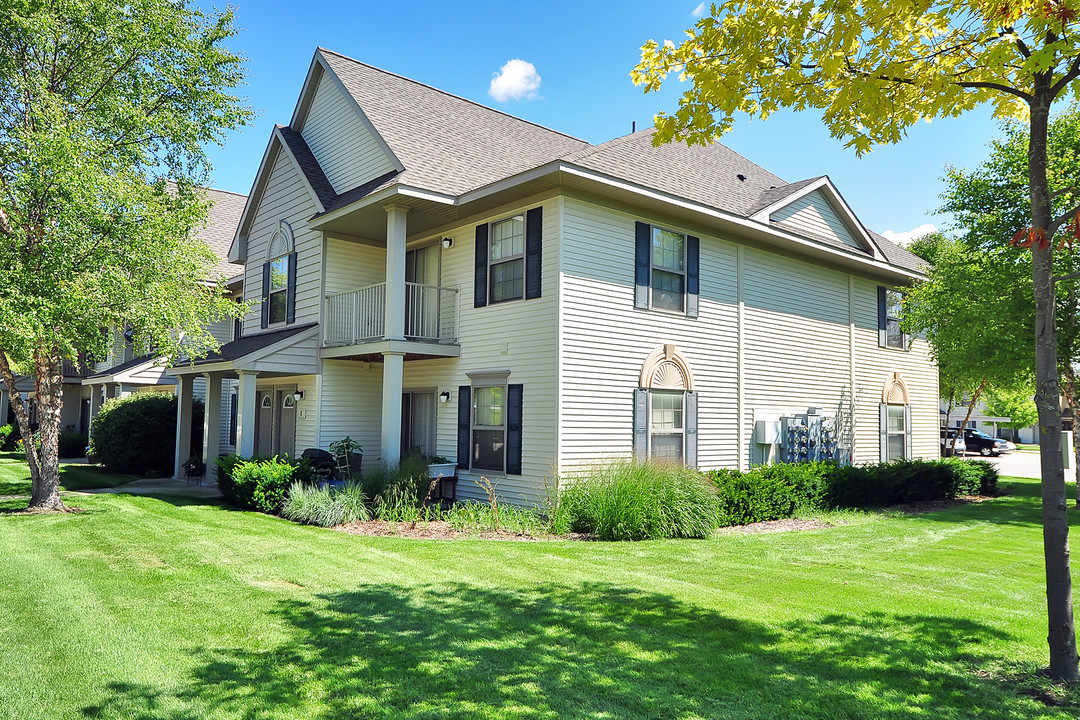 Park Terrace in Muskegon, MI - Building Photo