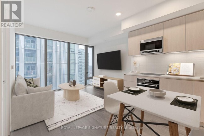 property at 8 Cumberland St