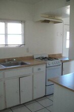 1102 S Bonnie Ln in Tempe, AZ - Building Photo - Building Photo