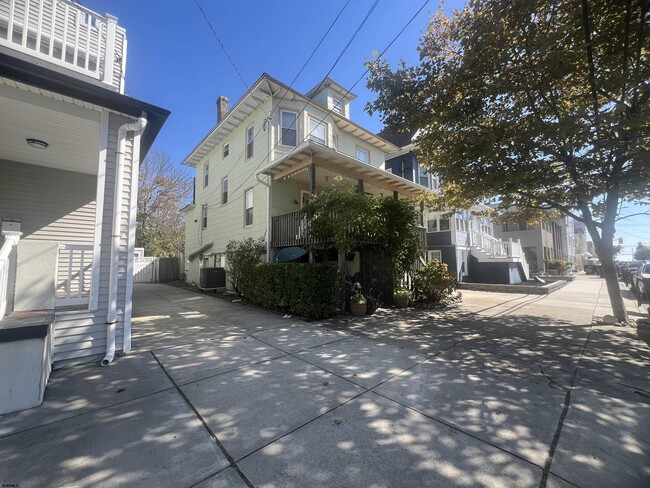 9 N Newport Ave in Ventnor City, NJ - Building Photo - Building Photo