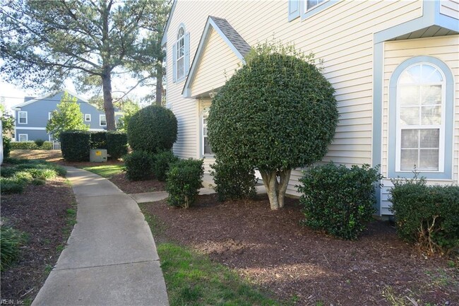 5333 Bardith Cir in Virginia Beach, VA - Building Photo - Building Photo