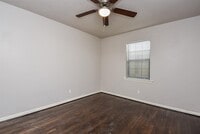 3615 Dennis St photo'