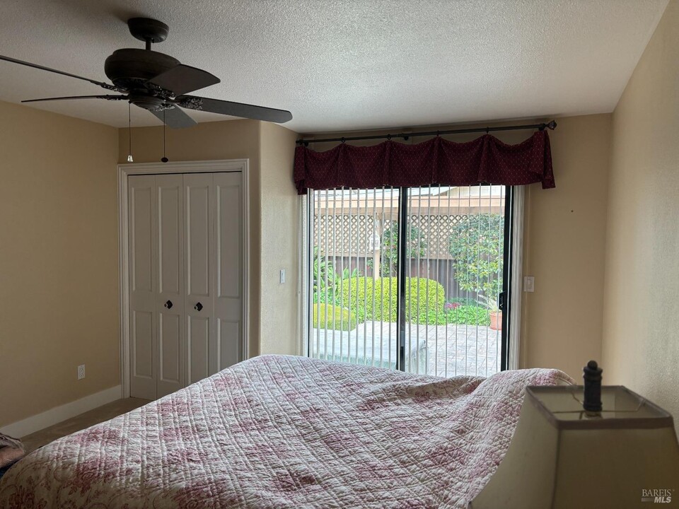 1508 Galaxy Ct in Rohnert Park, CA - Building Photo