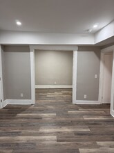 220 W Brown Ave in Bellefontaine, OH - Foto de edificio - Building Photo