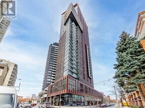 32-832 Davenport Rd in Toronto, ON - Building Photo - Building Photo