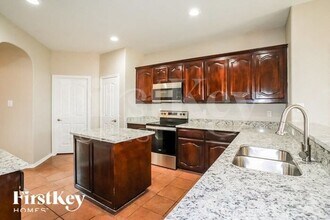 11124 Hawks Landing Rd in Haslet, TX - Foto de edificio - Building Photo