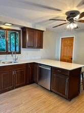 27 W Main St, Unit Upper in Attica, NY - Foto de edificio - Building Photo