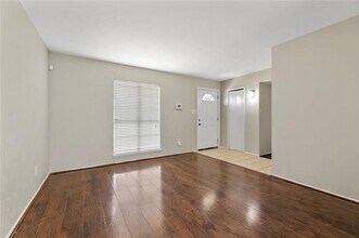 7008 Greenview Cir N in Fort Worth, TX - Building Photo - Building Photo