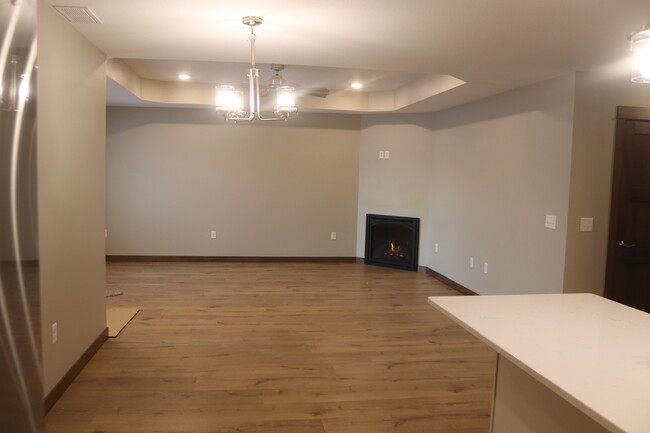 1616 Hong St in Altoona, WI - Building Photo - Building Photo