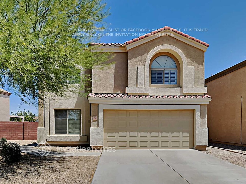 3318 W Santa Cruz Ave in San Tan Valley, AZ - Building Photo