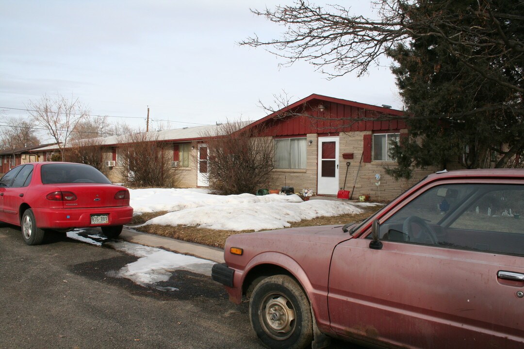 4912 S Iowa Ave in Loveland, CO - Foto de edificio