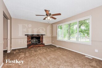 2 Novella Dr in St. Peters, MO - Building Photo - Building Photo