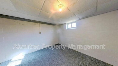 667 24th Ave in Columbus, NE - Foto de edificio - Building Photo
