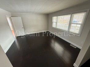 3958 Northampton Dr in Winston-Salem, NC - Building Photo - Building Photo