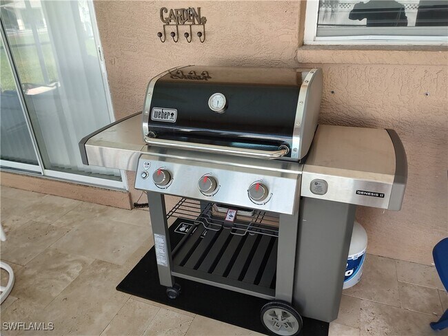 5126 SW 19th Pl in Cape Coral, FL - Building Photo - Building Photo