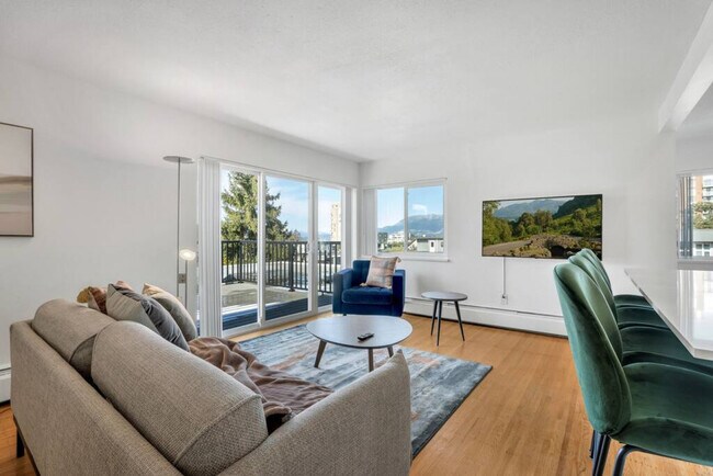 1550 W 11th Ave in Vancouver, BC - Building Photo - Building Photo
