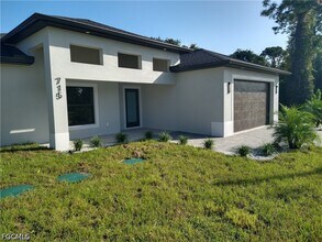 715 Long Island St E in Lehigh Acres, FL - Building Photo - Building Photo