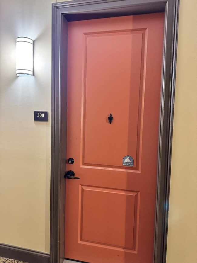 445 W Blount Ave in Knoxville, TN - Foto de edificio - Building Photo