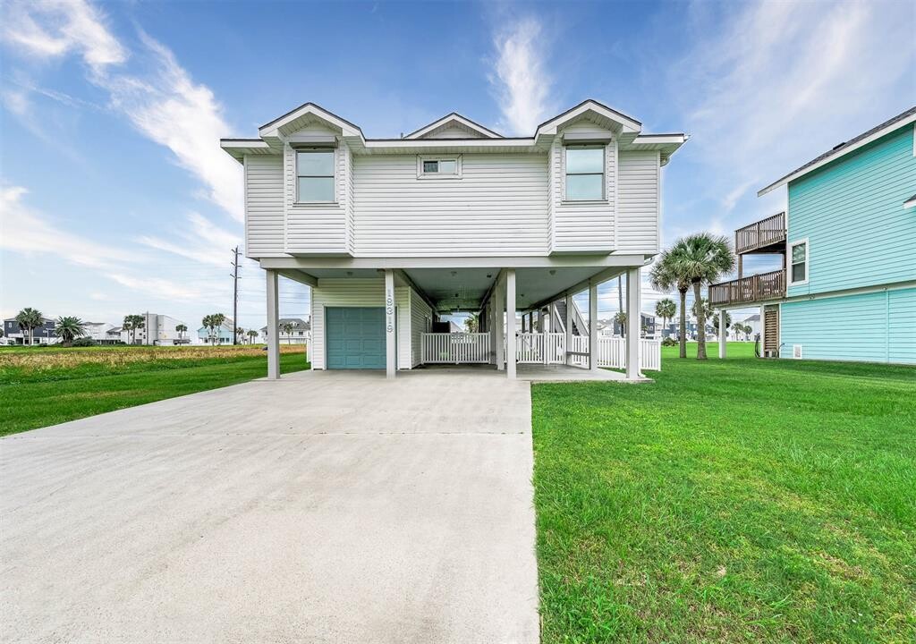 18319 Shaman Rd in Galveston, TX - Foto de edificio