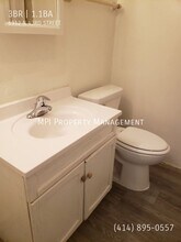 6912 N 43RD St in Milwaukee, WI - Building Photo - Building Photo