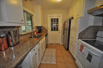 2003 Stonecrest Dr in Houston, TX - Building Photo - Building Photo