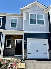 6 Elliot Ln in Mount Holly, NJ - Foto de edificio - Building Photo