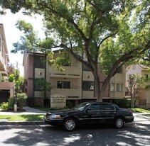 620 E San Jose Ave Apartments