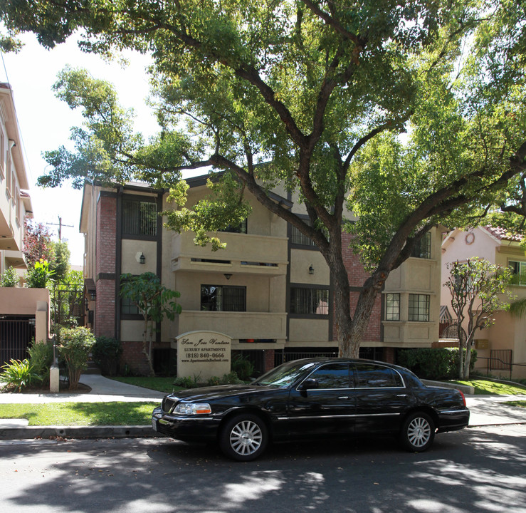 620 E San Jose Ave in Burbank, CA - Building Photo