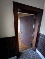 506 E Kirby St in Detroit, MI - Building Photo