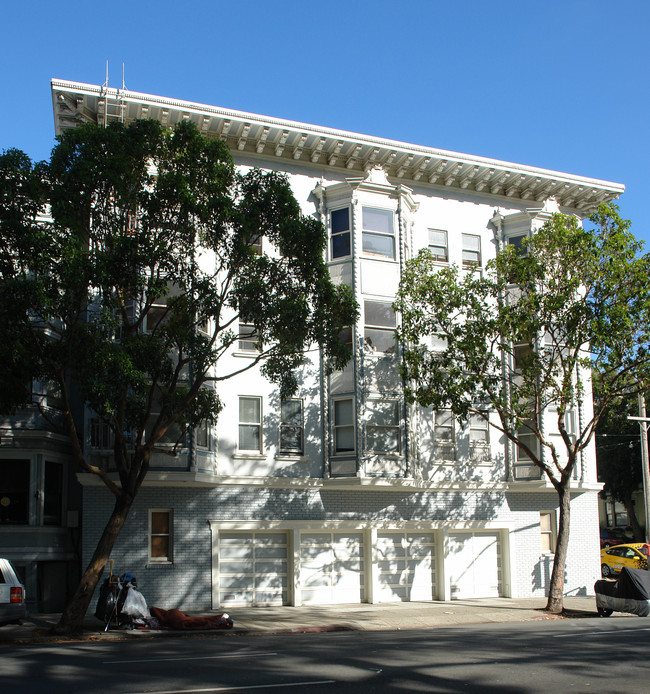 251 Ashbury St in San Francisco, CA - Building Photo - Building Photo