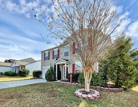 10923 Thousand Oaks Dr in Huntersville, NC - Building Photo - Building Photo