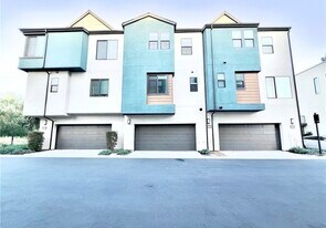 110 Keeper, Unit Irvine in Irvine, CA - Building Photo
