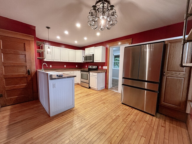 property at 701 Pine St