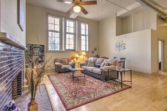 1517 S Theresa Ave in St. Louis, MO - Building Photo - Building Photo