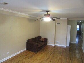 2251 W Rosemont Ave in Chicago, IL - Building Photo - Building Photo