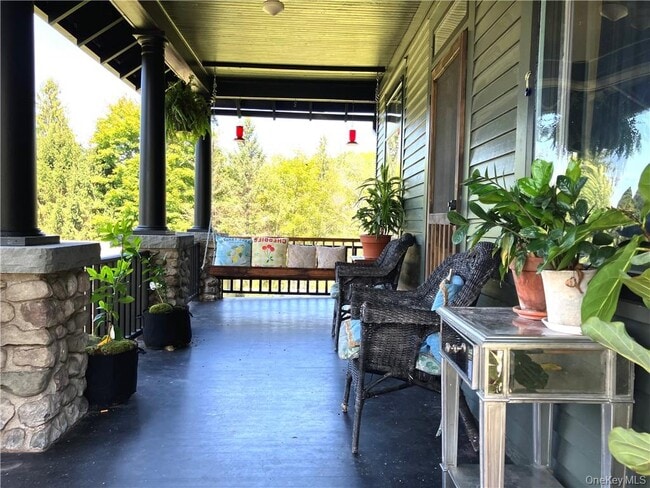 283 Lake View Dr in Highland Lake, NY - Building Photo - Building Photo