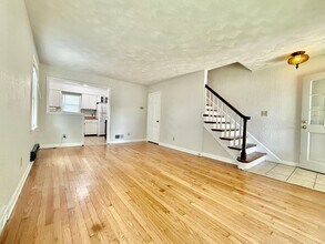 621-623 E 63rd Terrace in Kansas City, MO - Building Photo - Building Photo