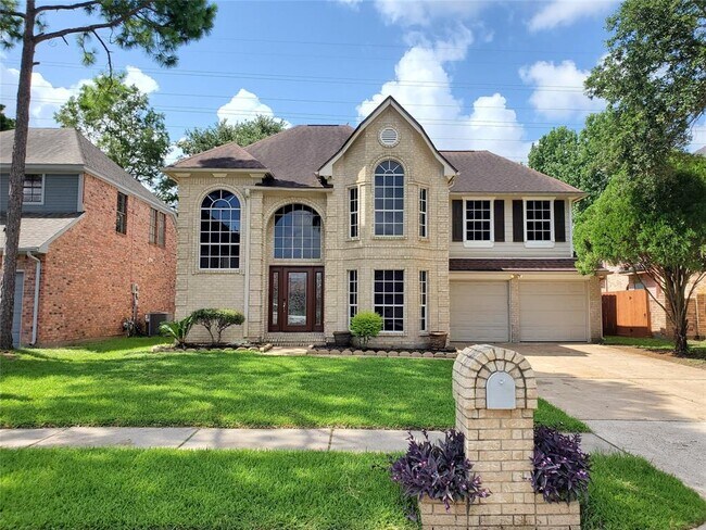 3751 Pine Cone Trail