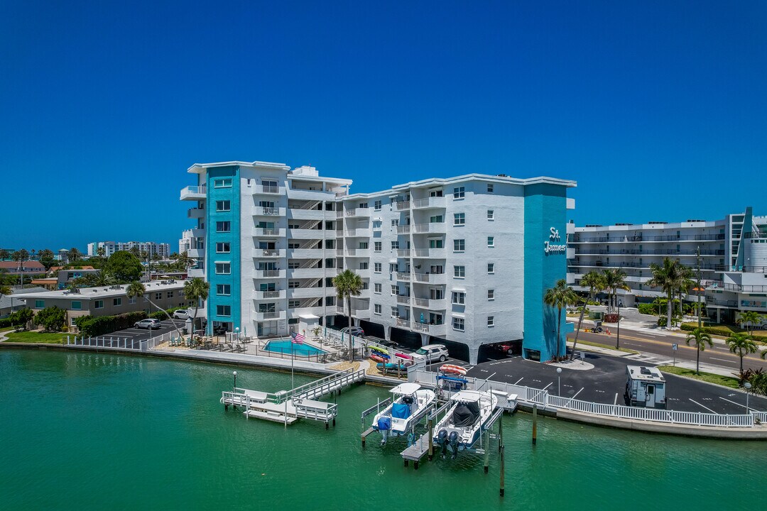 St. James in Treasure Island, FL - Building Photo