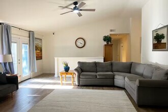 2411 Glacier Dr in Frazier Park, CA - Building Photo - Building Photo