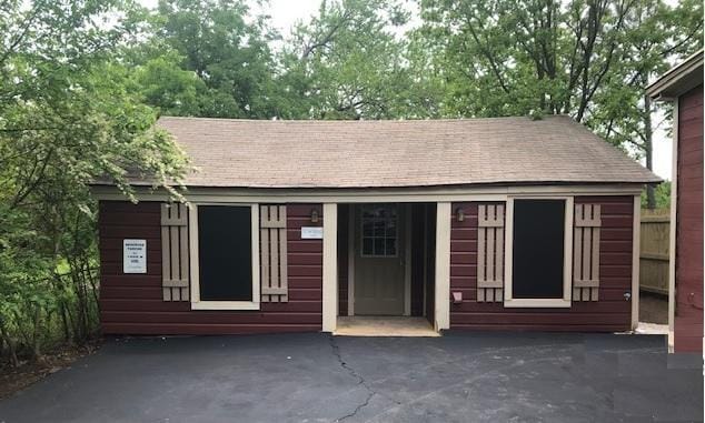 property at 1209 Earl St